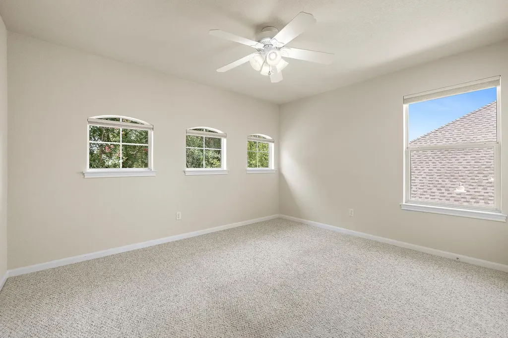 2713 Loyaga Drive Round Rock TX 78681