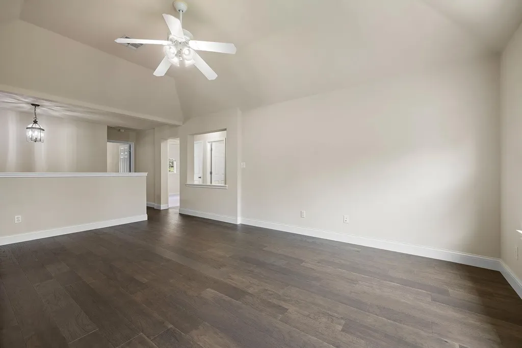 2713 Loyaga Drive Round Rock TX 78681
