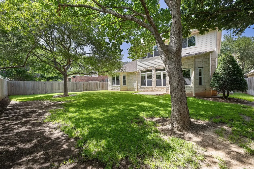 2713 Loyaga Drive Round Rock TX 78681