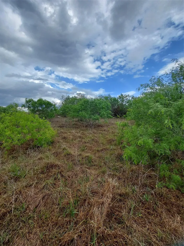 1060 Fox Lane Lockhart TX 78644