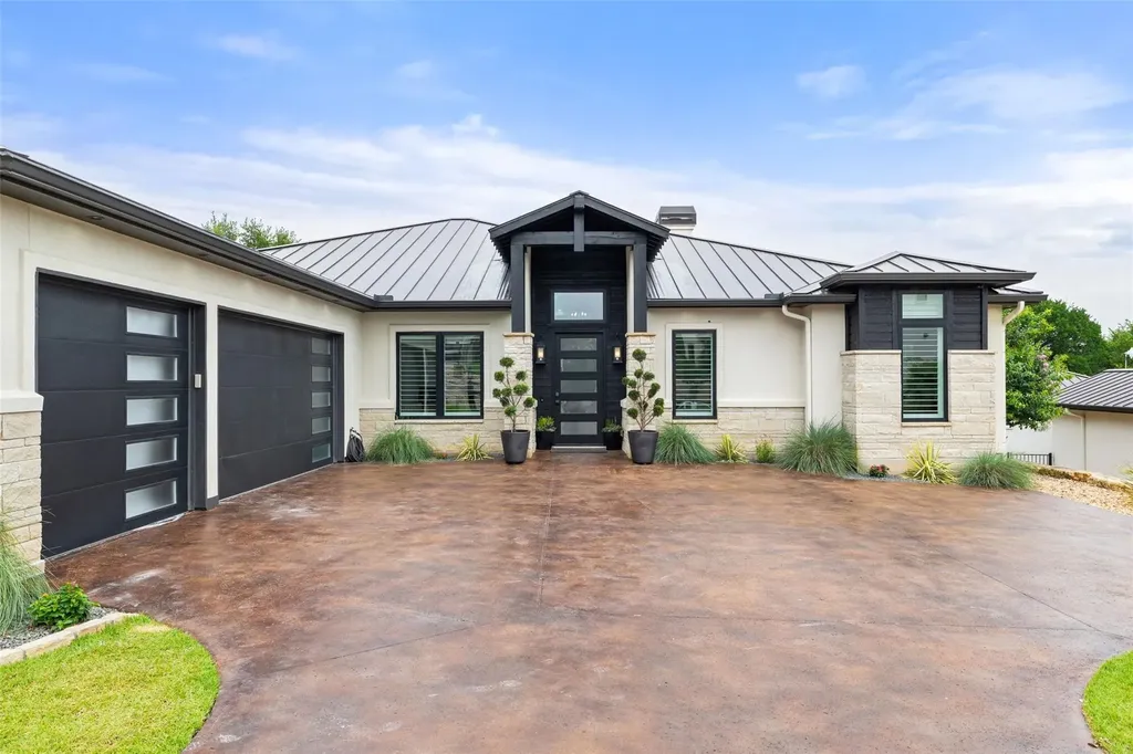 2900 Bay West Boulevard Horseshoe Bay TX 78657