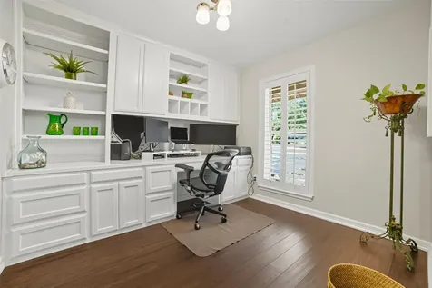 4001 Greystone Drive Austin TX 78731