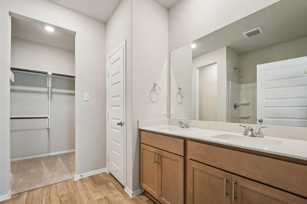 11913 Ellena Cove Austin TX 78747