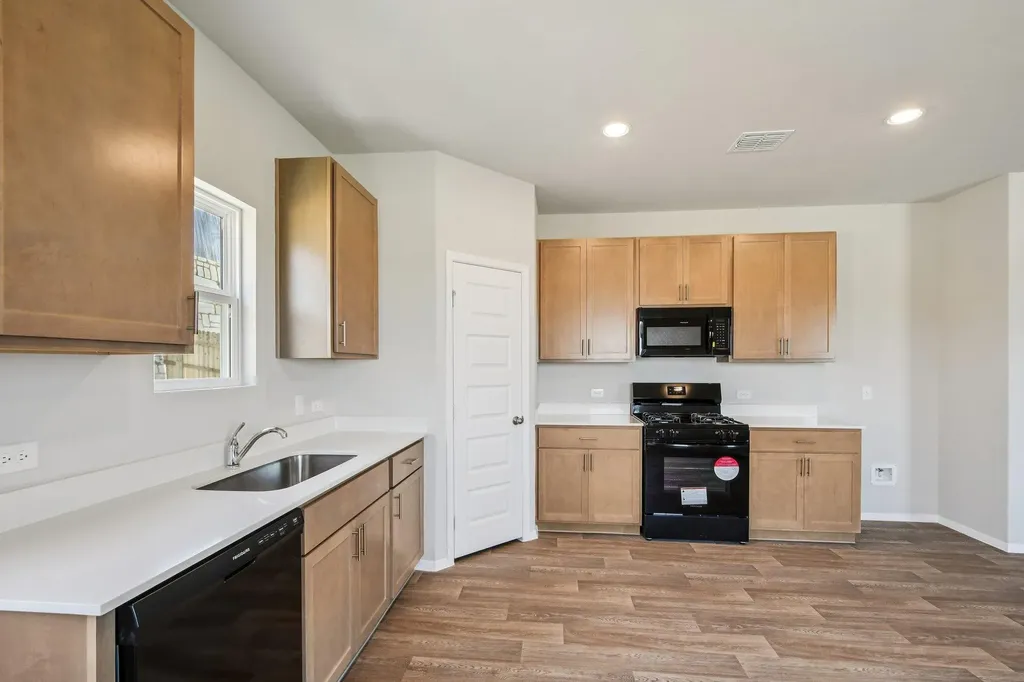 11913 Ellena Cove Austin TX 78747