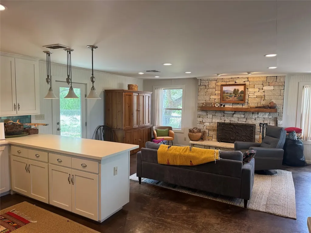12501 Fitzhugh Road Austin TX 78736