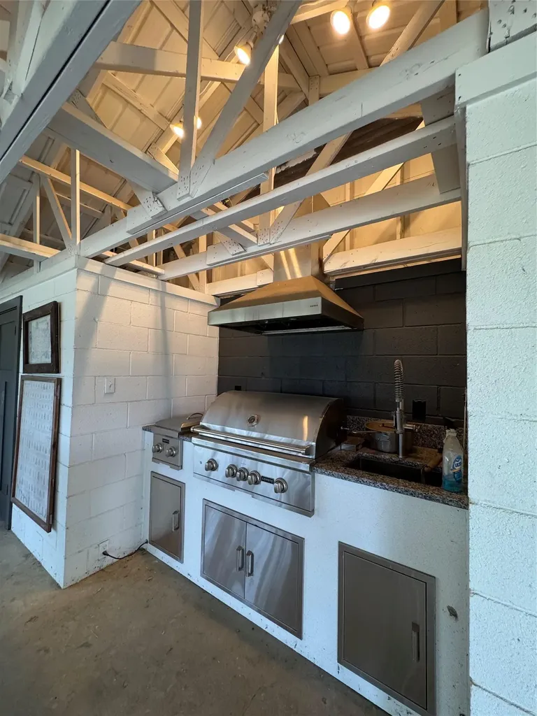 12501 Fitzhugh Road Austin TX 78736