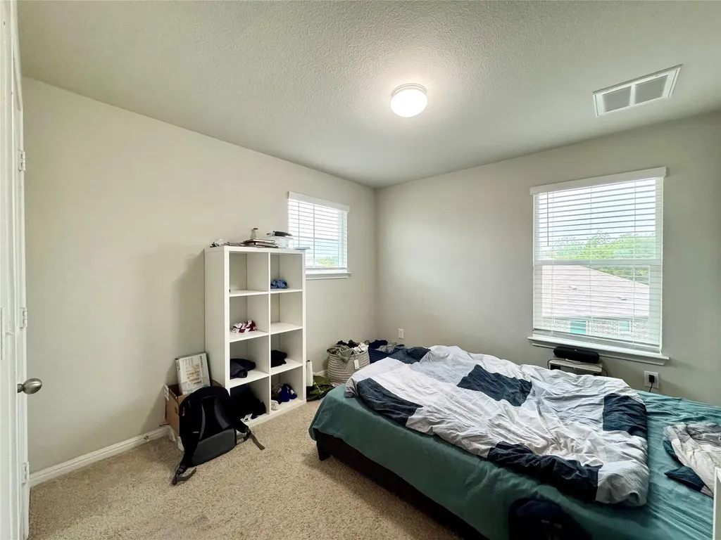 10921 Gonzales Ranger Pass Austin TX 78754