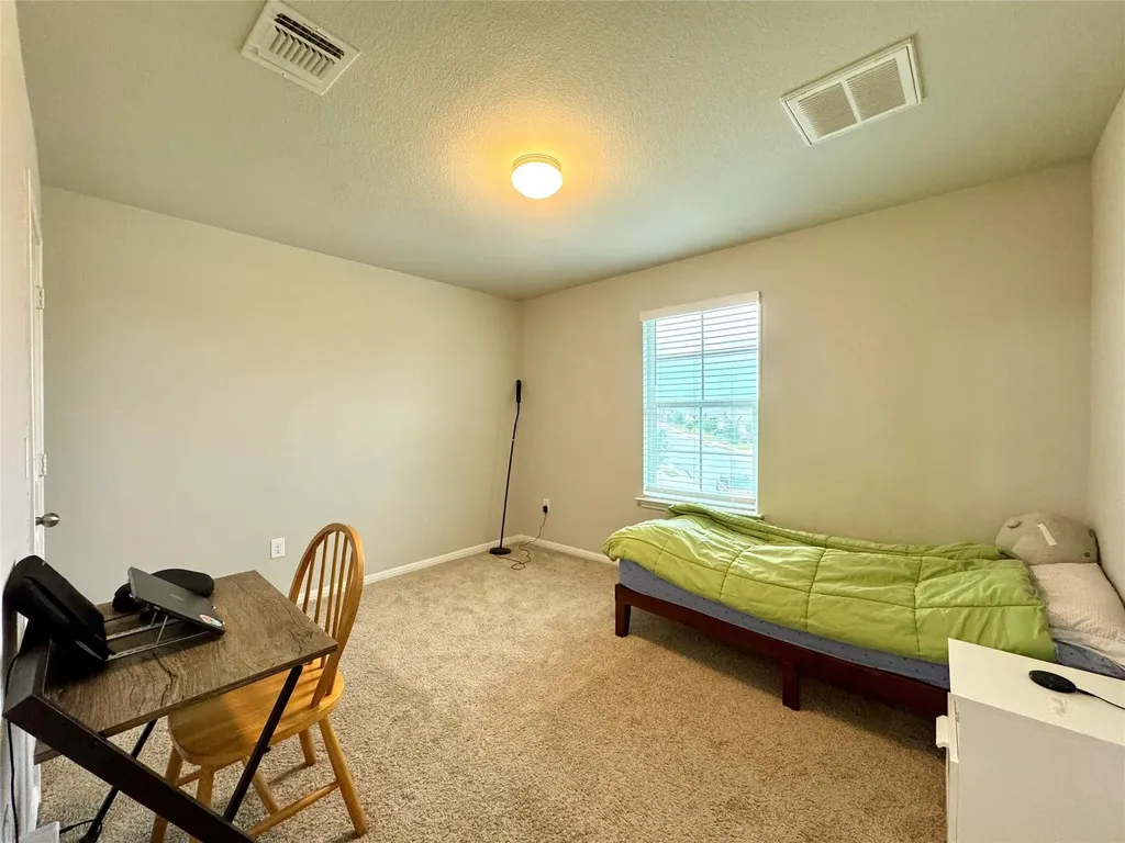 10921 Gonzales Ranger Pass Austin TX 78754