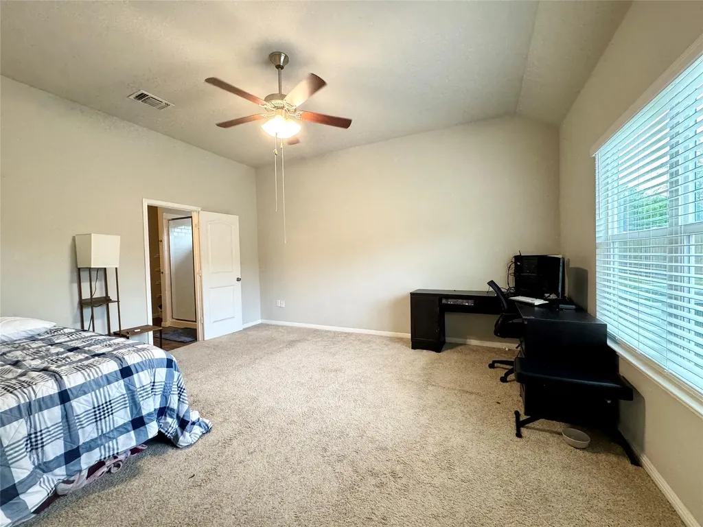 10921 Gonzales Ranger Pass Austin TX 78754