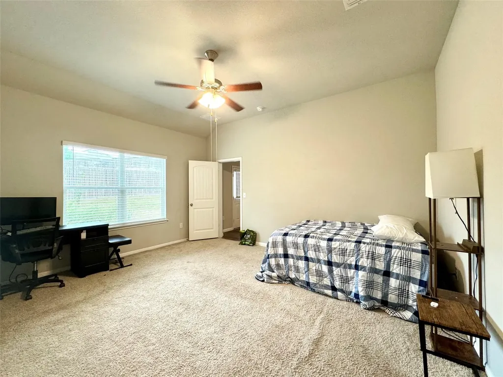 10921 Gonzales Ranger Pass Austin TX 78754
