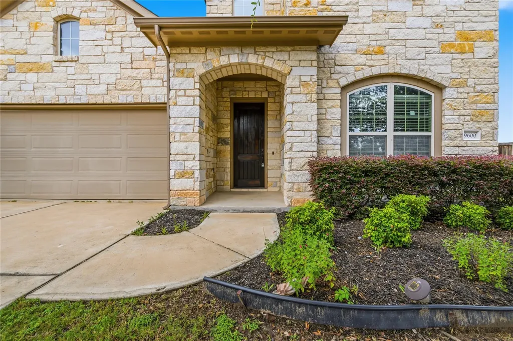 9600 Ivalenes Hope Drive Austin TX 78717