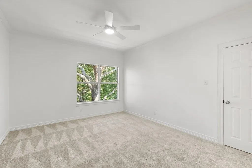 1613 Churchwood Cove Austin TX 78746