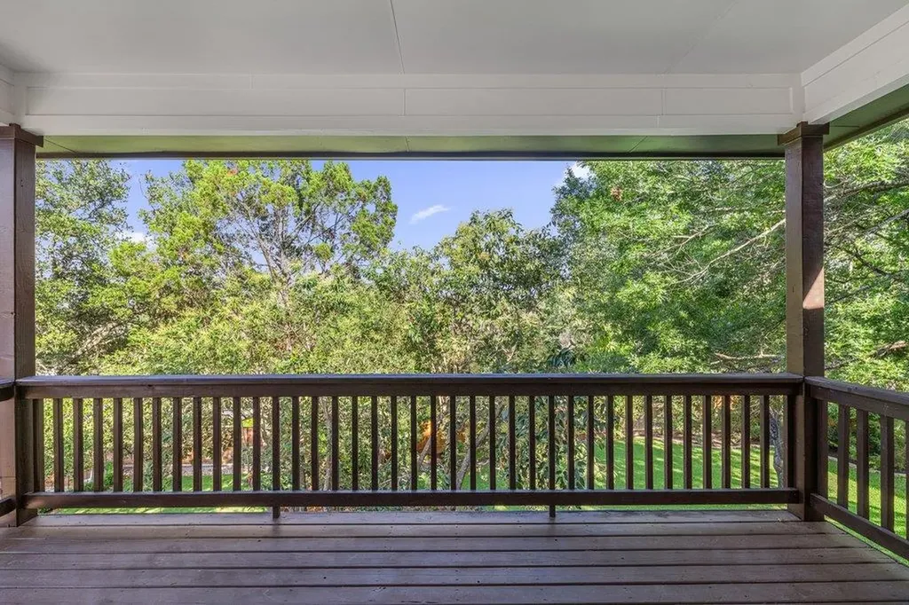 1613 Churchwood Cove Austin TX 78746