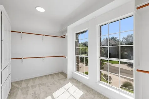 1613 Churchwood Cove Austin TX 78746