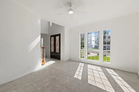1613 Churchwood Cove Austin TX 78746