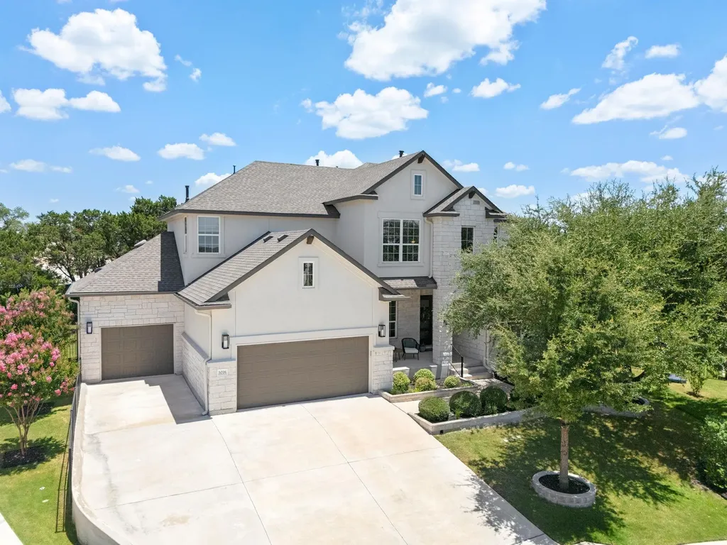 1016 Almeria Bend Leander TX 78641