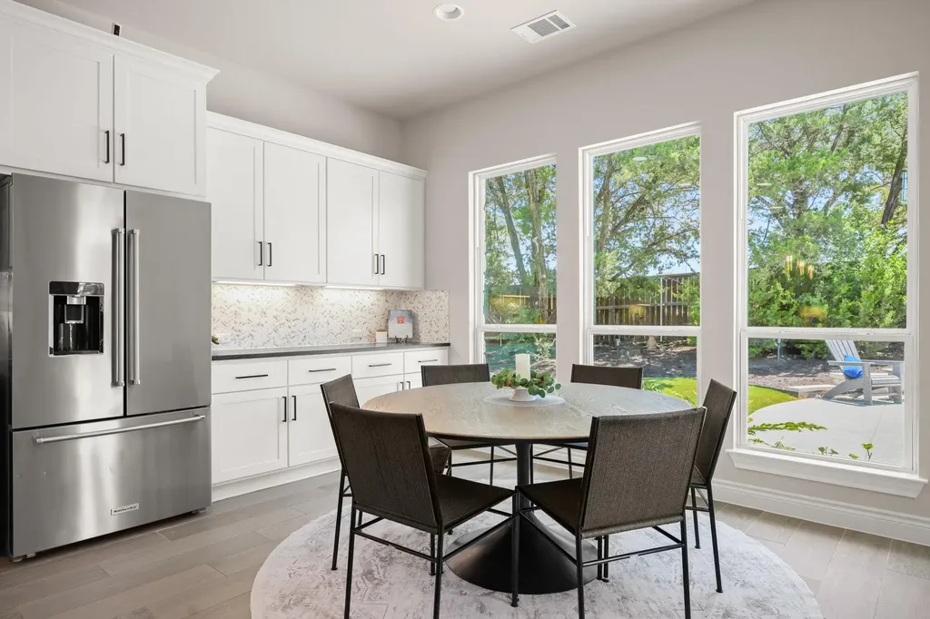 1016 Almeria Bend Leander TX 78641