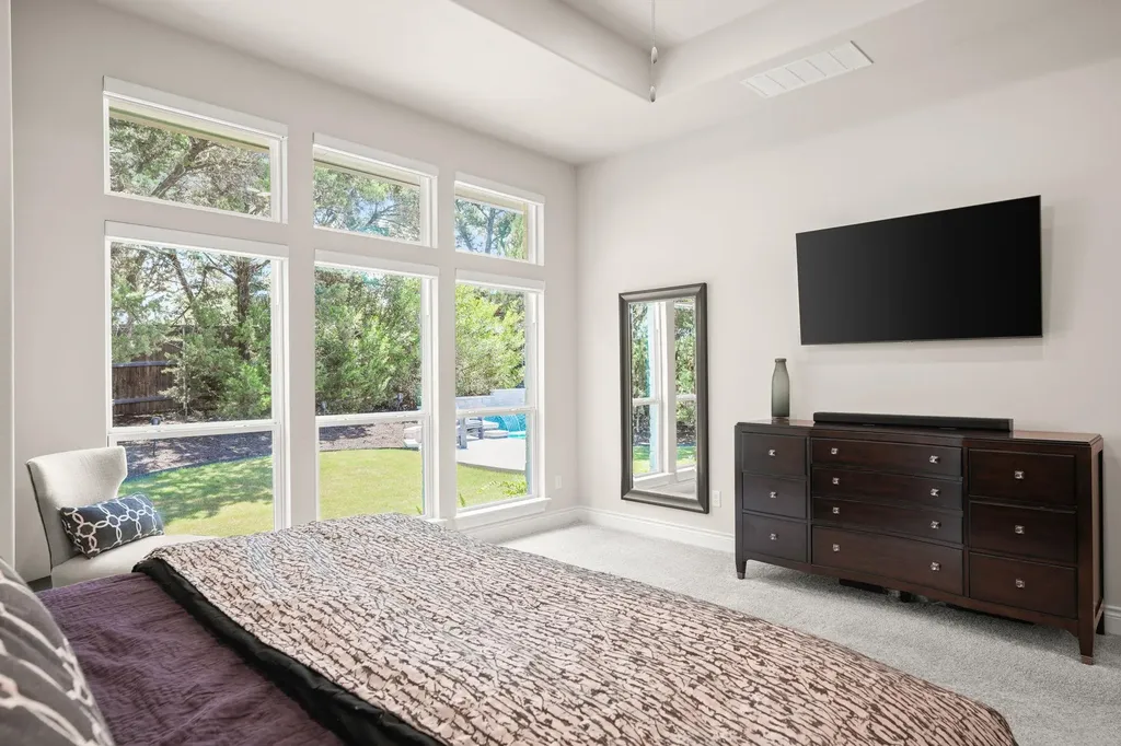 1016 Almeria Bend Leander TX 78641