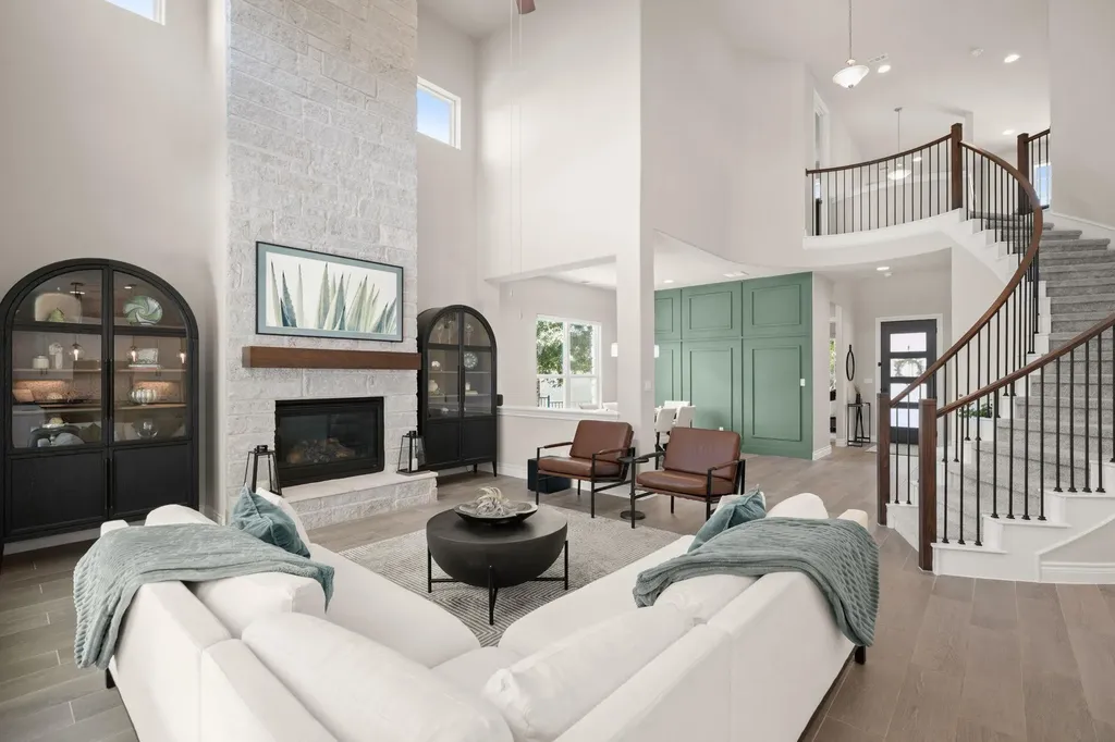 1016 Almeria Bend Leander TX 78641