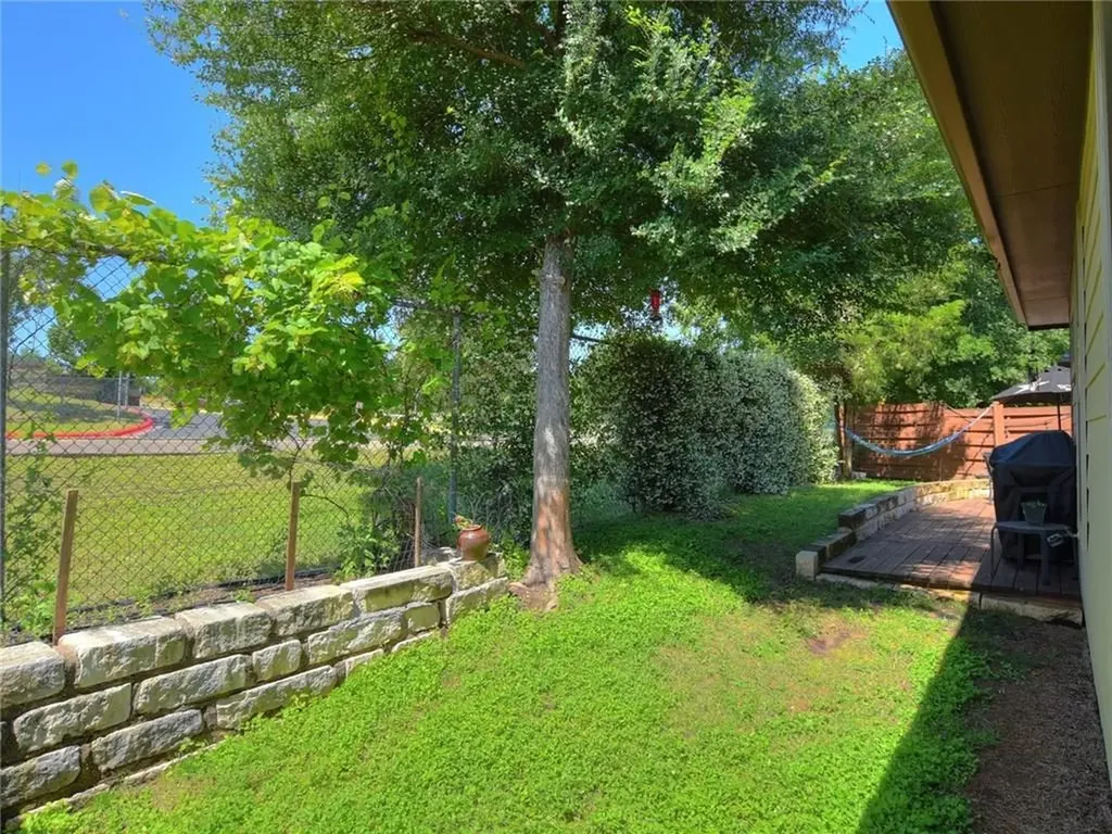 2001 Faro Drive Austin TX 78741