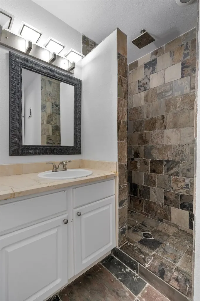 2018 W Rundberg Lane Austin TX 78758