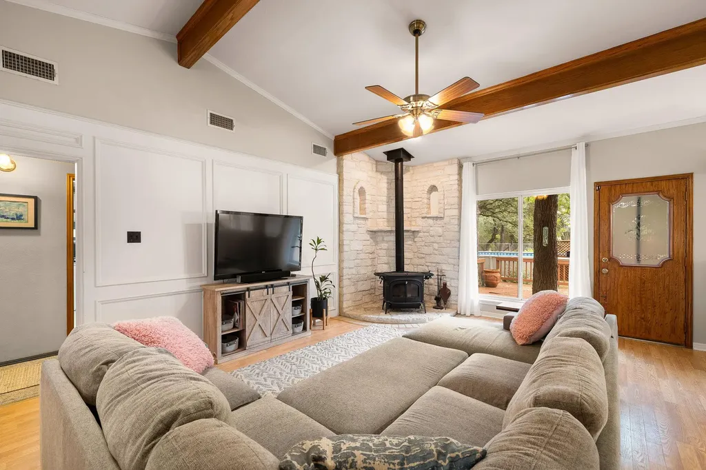 136 Valley View Road Georgetown TX 78633