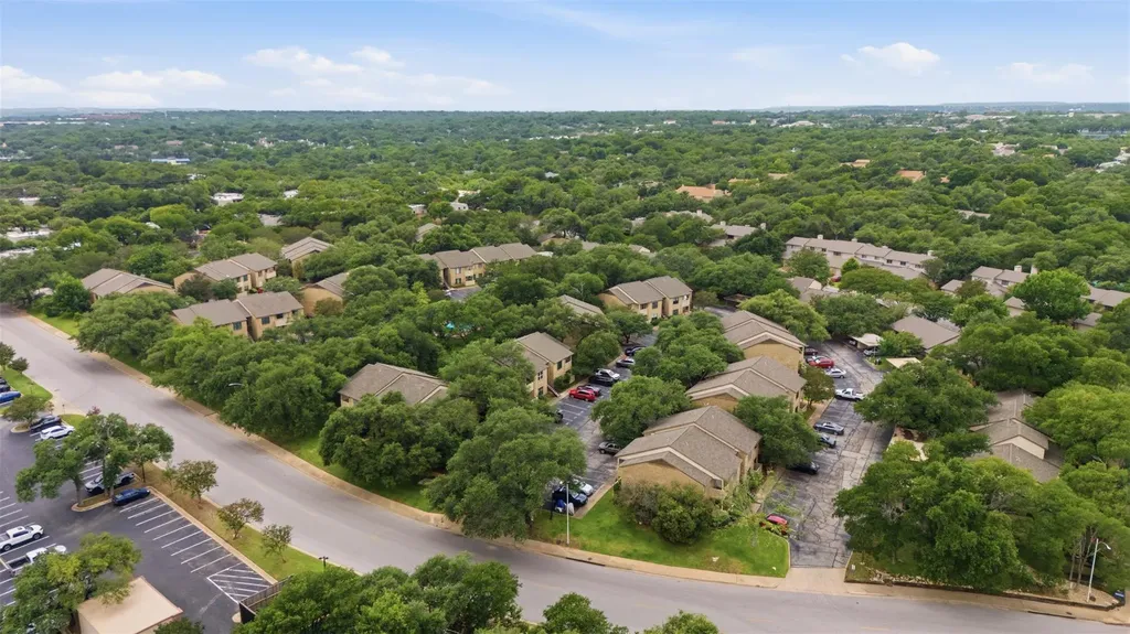 8210 Bent Tree Road Austin TX 78759