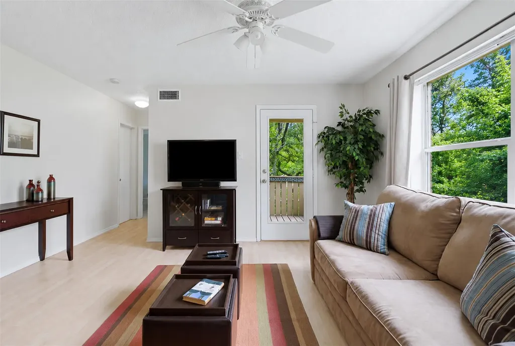 8210 Bent Tree Road Austin TX 78759