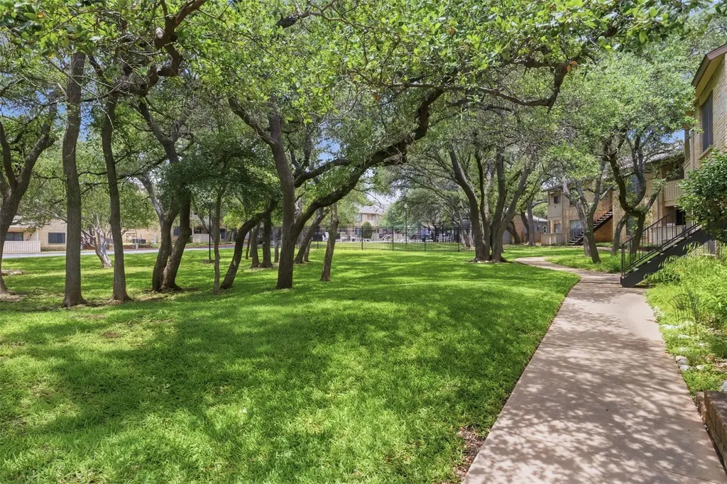 8210 Bent Tree Road Austin TX 78759