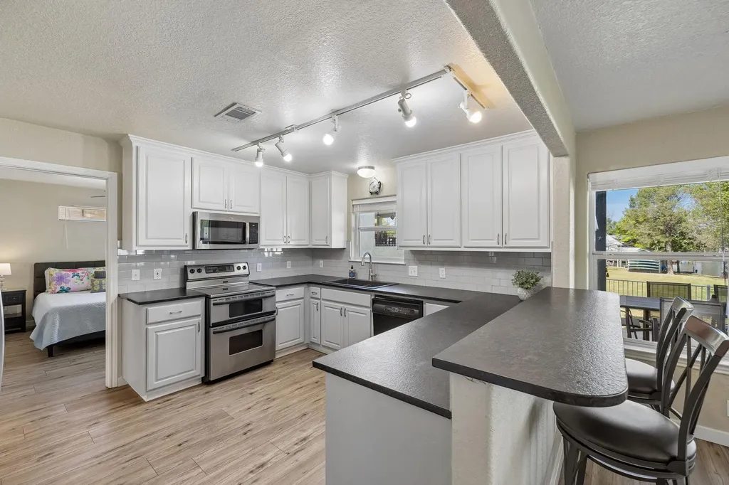 619 Clear Cove Drive Granite Shoals TX 78654