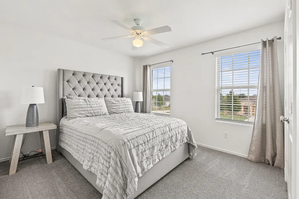 136 Copper Lane Kyle TX 78640