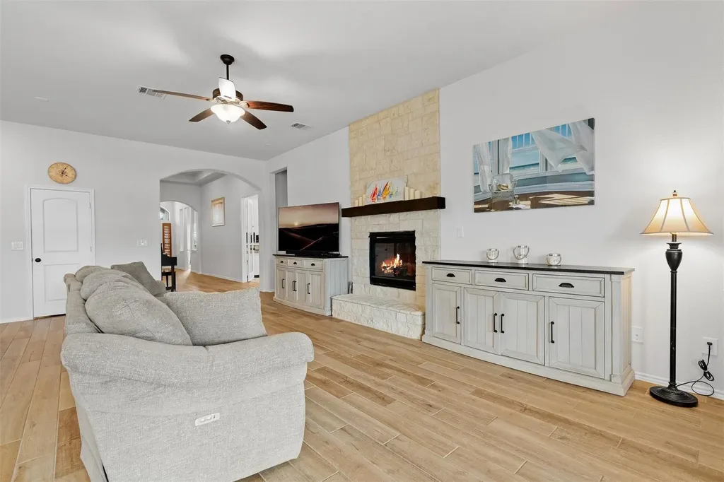 405 Glen Arbor Drive Liberty Hill TX 78642