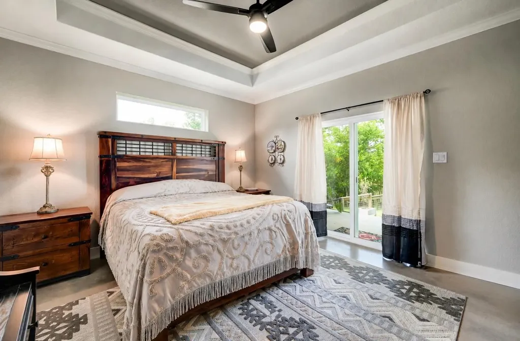 202 Falling Oak Drive Blanco TX 78606