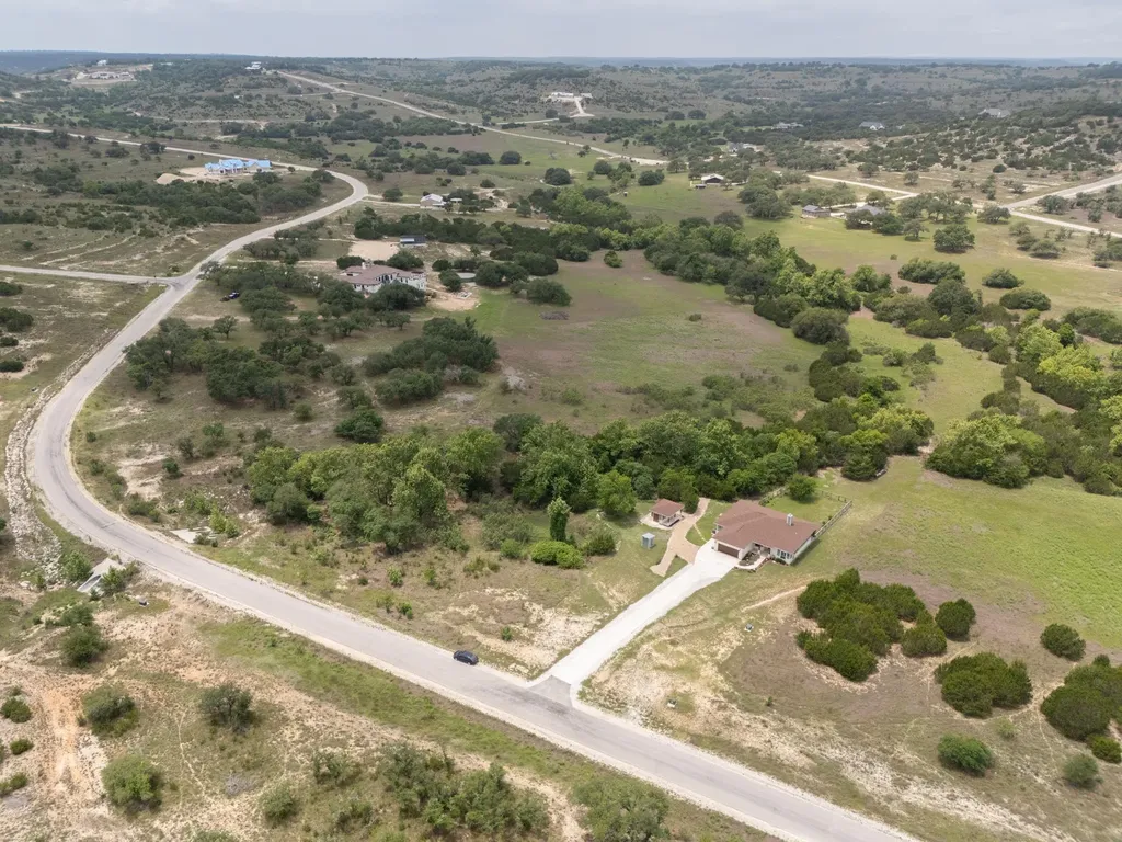 202 Falling Oak Drive Blanco TX 78606