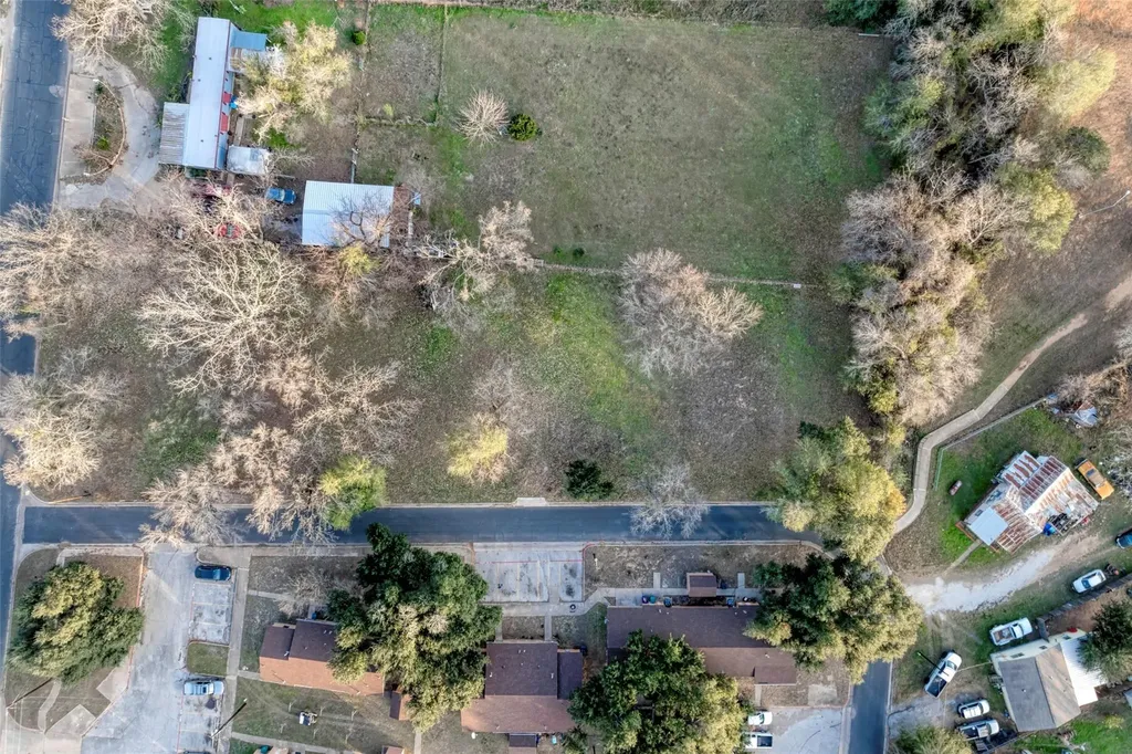 Lot 3 E Alamo Street Elgin TX 78621