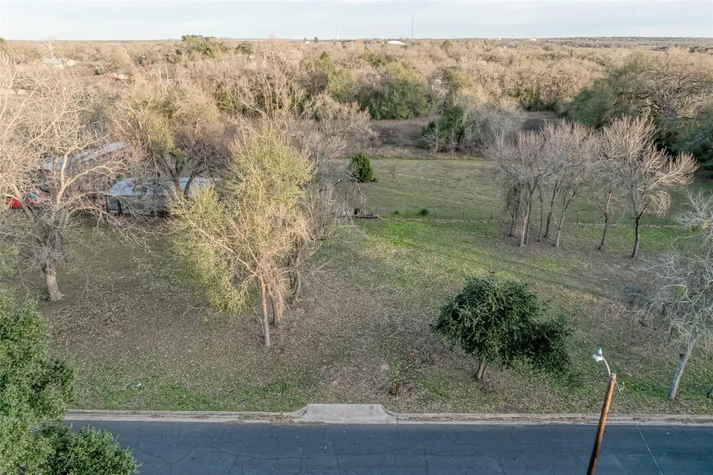 Lot 3 E Alamo Street Elgin TX 78621