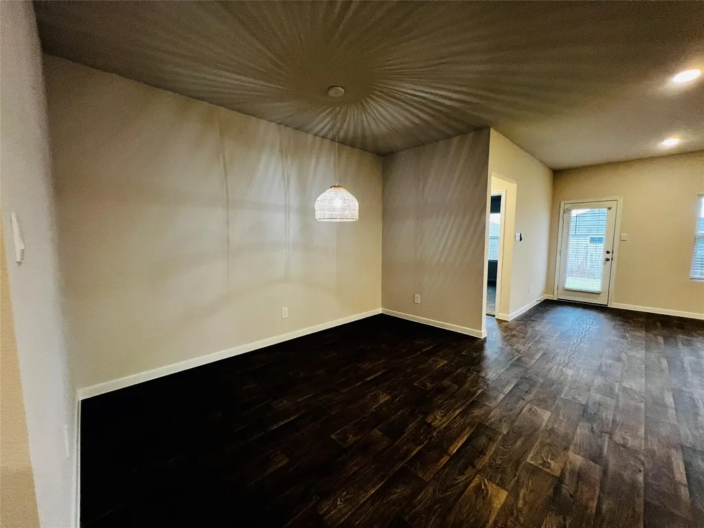 315 Darwin Place Lockhart TX 78644