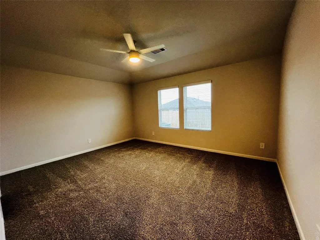 315 Darwin Place Lockhart TX 78644