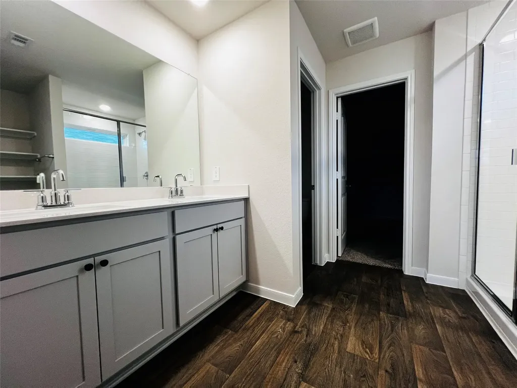 315 Darwin Place Lockhart TX 78644