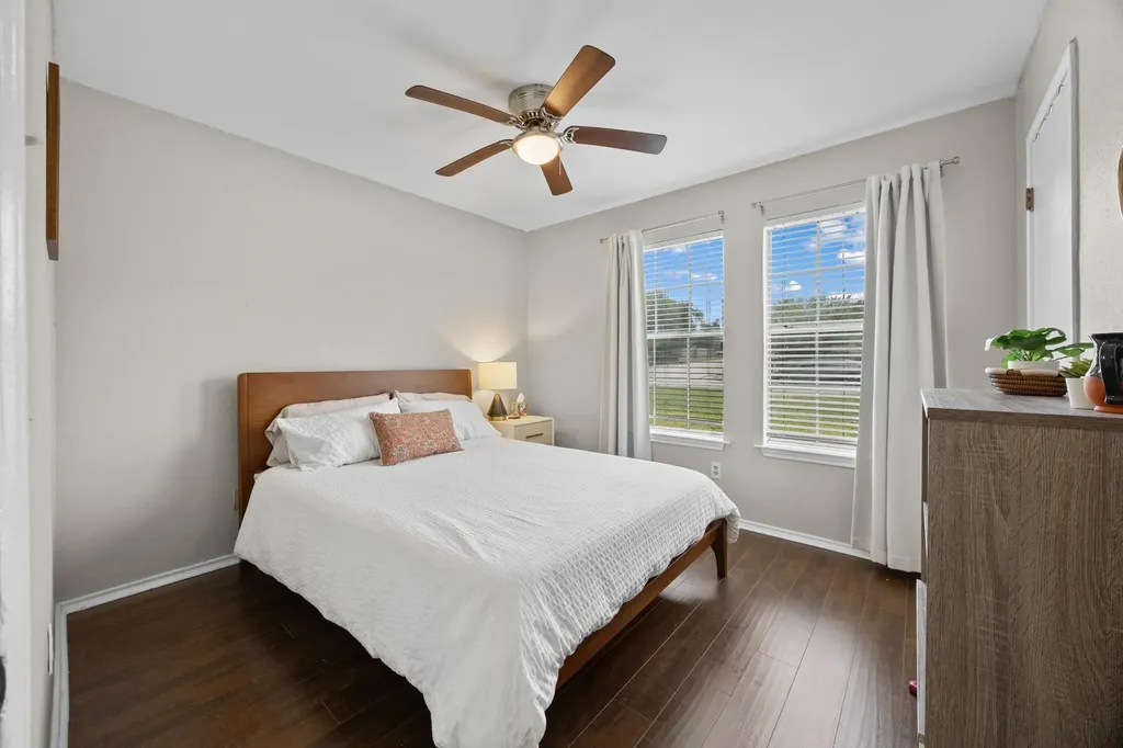 1006 Edgerly Lane Pflugerville TX 78660