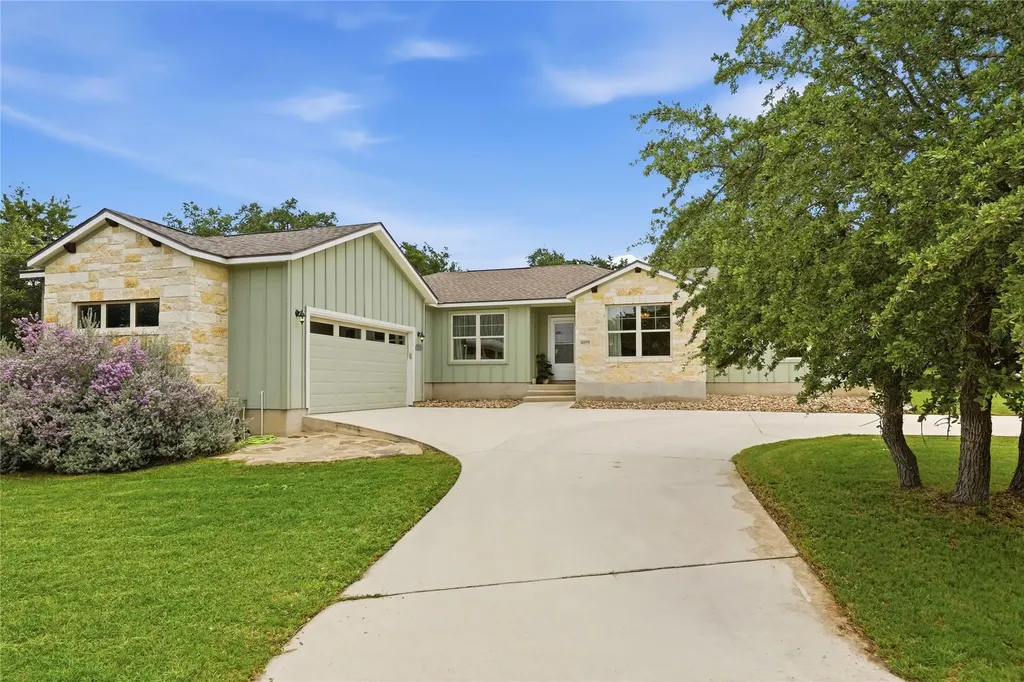 4105 Rimrock Drive Lago Vista TX 78645