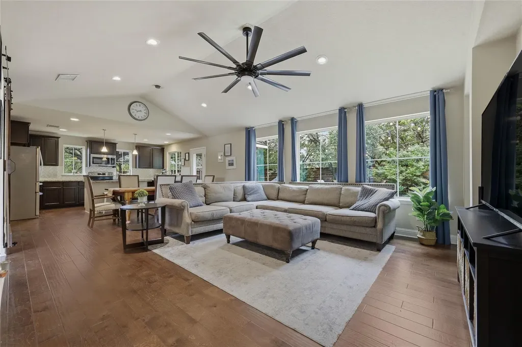 4105 Rimrock Drive Lago Vista TX 78645