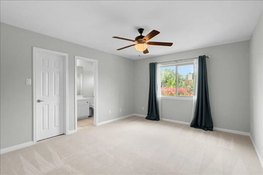 5301 Deerwood Lane Austin TX 78730