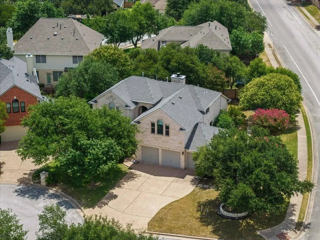 5301 Deerwood Lane Austin TX 78730