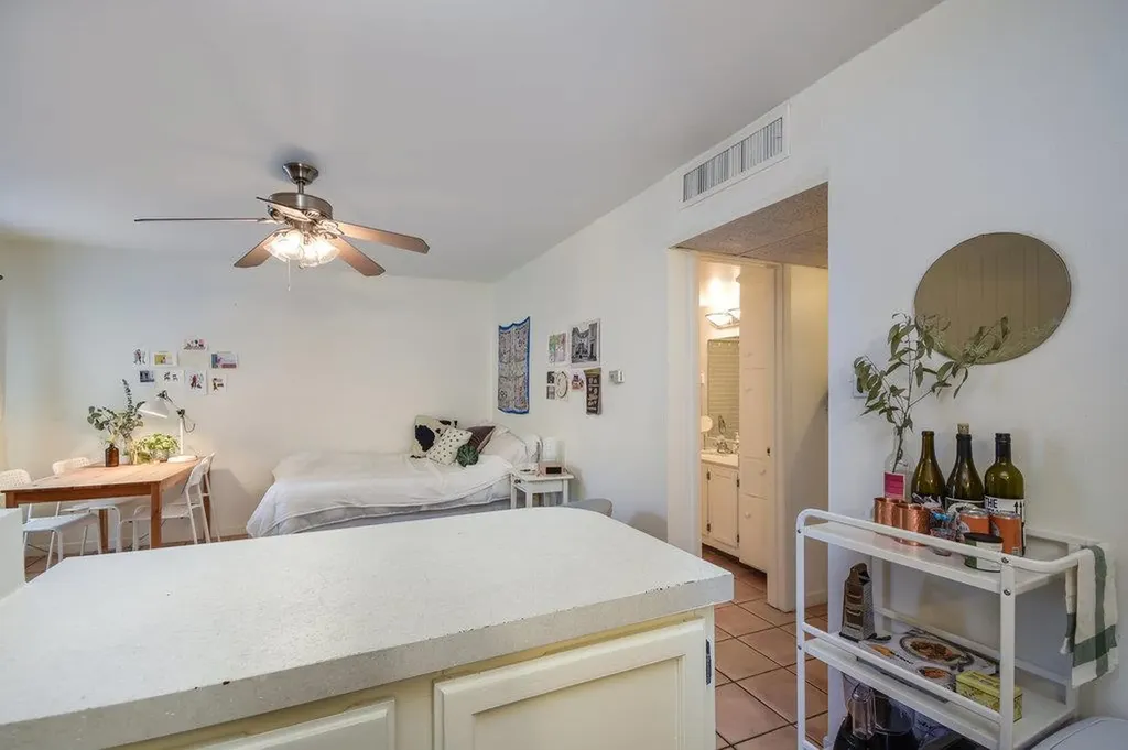 1000 W 26th Street Austin TX 78705