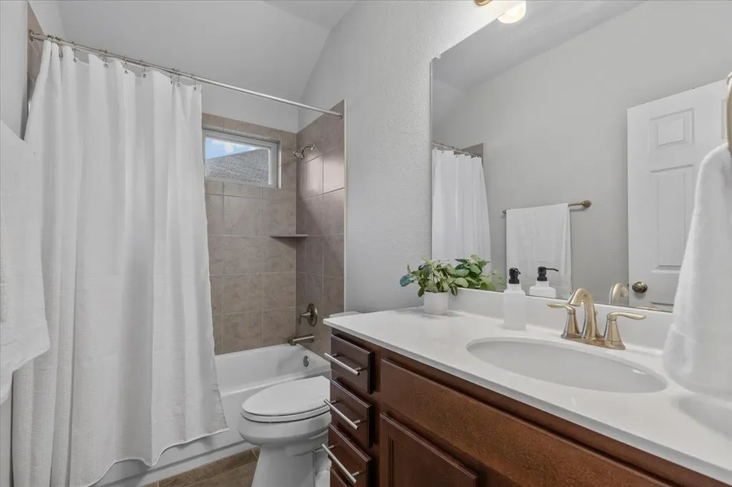 201 Little Draw Lane Leander TX 78641