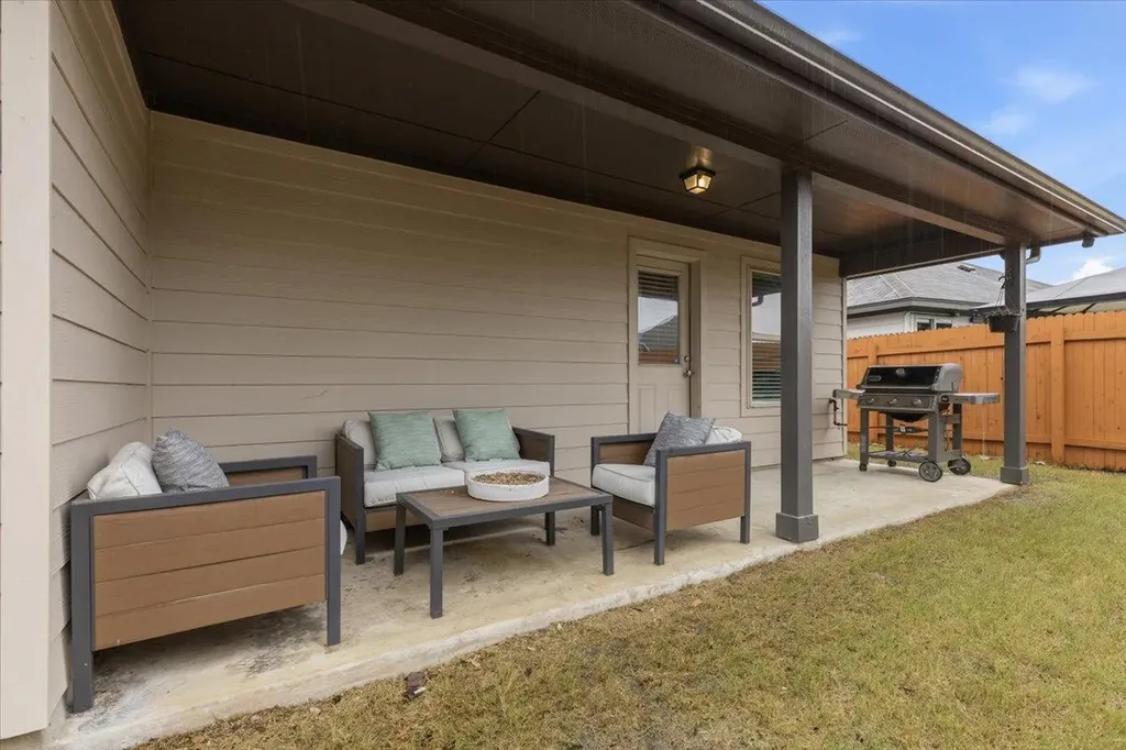 201 Little Draw Lane Leander TX 78641