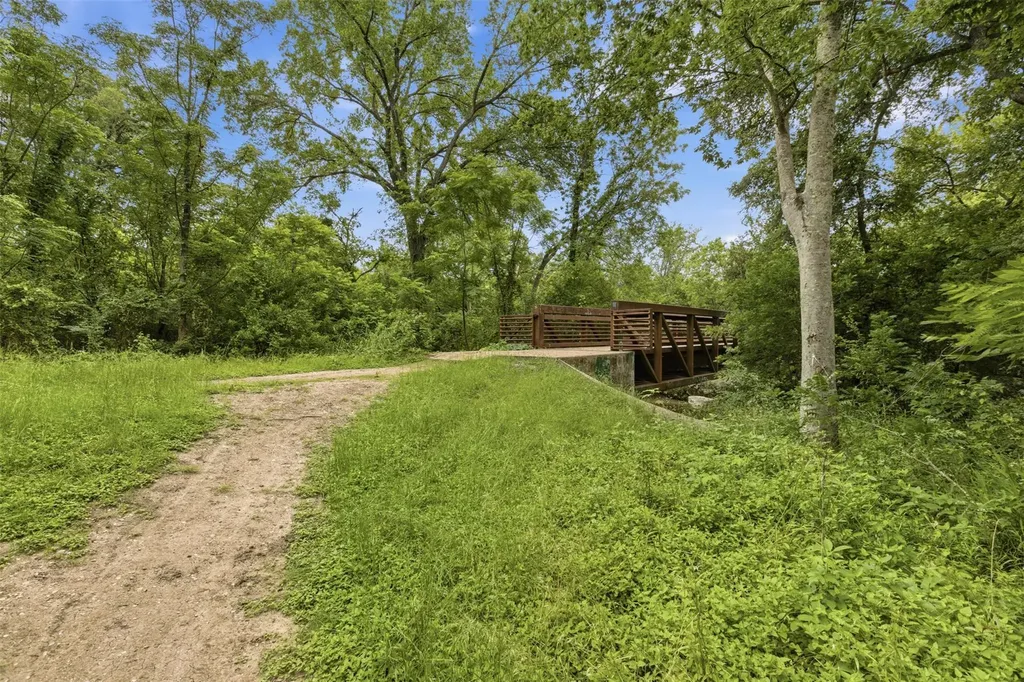 1126 Enclave Way Hutto TX 78634