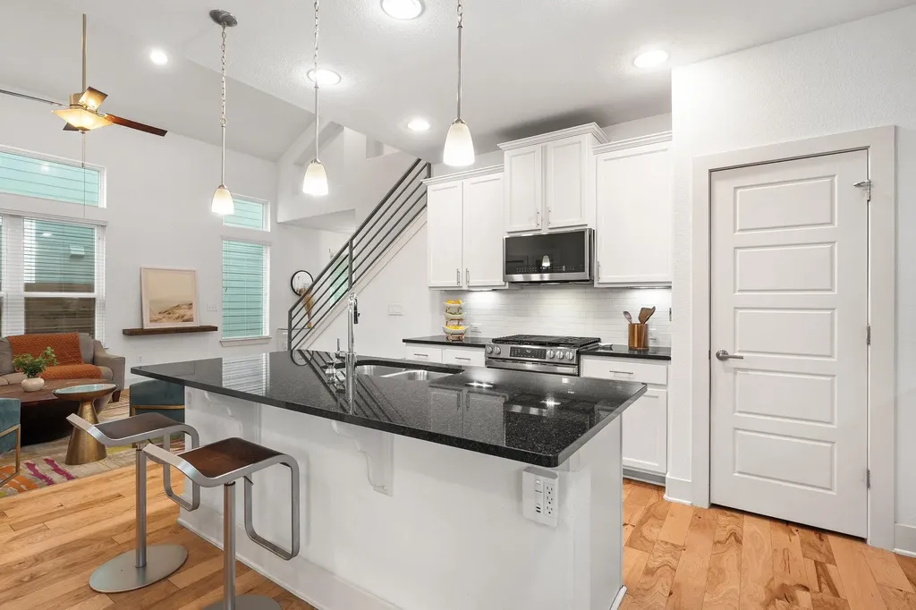 2307 Hermia Street Austin TX 78741