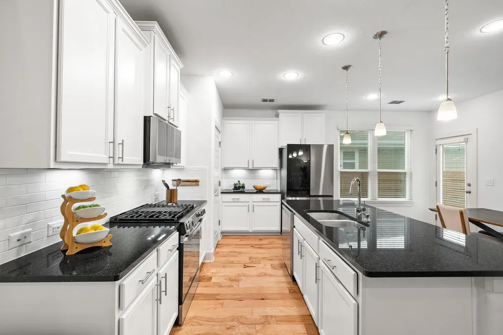 2307 Hermia Street Austin TX 78741